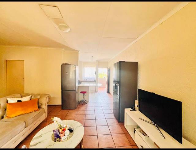 3 BEDROOM APARTMENT FOR SALE IN DIE HOEWES